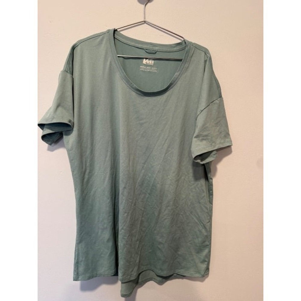 REI Co-op Active Pursuits T Bundle x 3 Size M - Picture 2 of 9